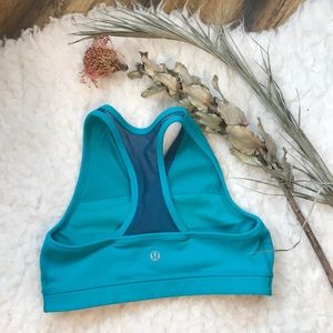 Lululemon Teal Bra size 6